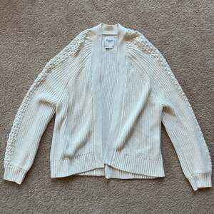 Abercrombie & Fitch Women's Ivory Open Front Cardigan Sweater